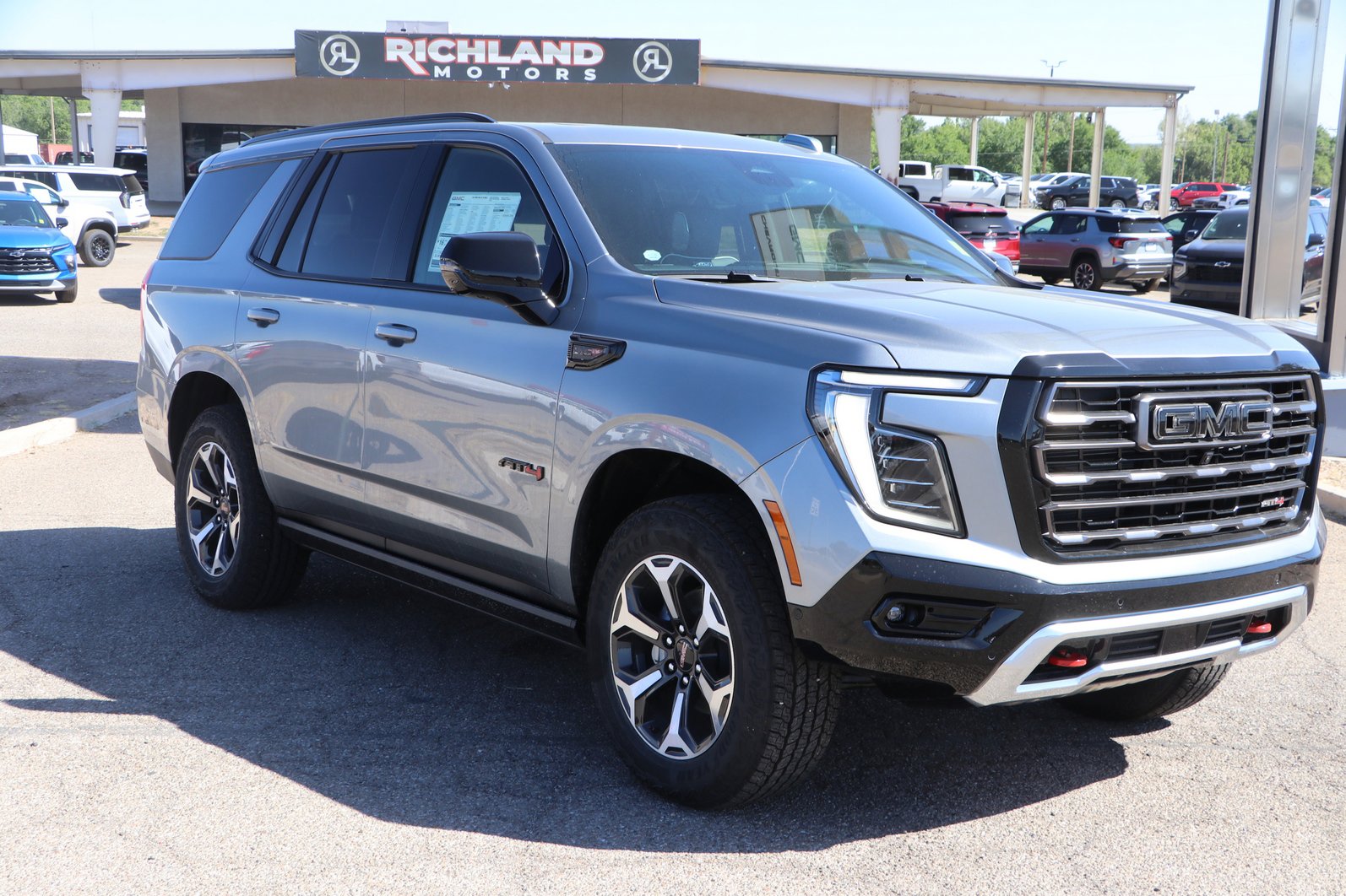 2026 GMC Yukon 4WD AT4 Ultimate's photo