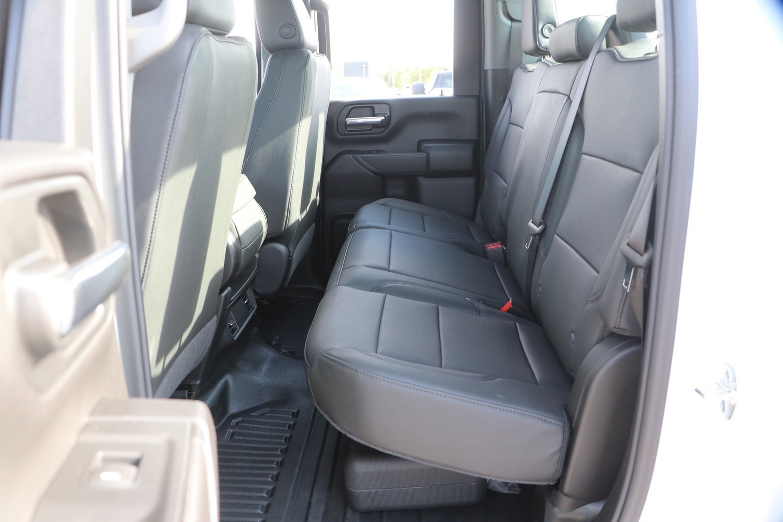 2026 GMC Sierra 2500HD Pro - Photo 29