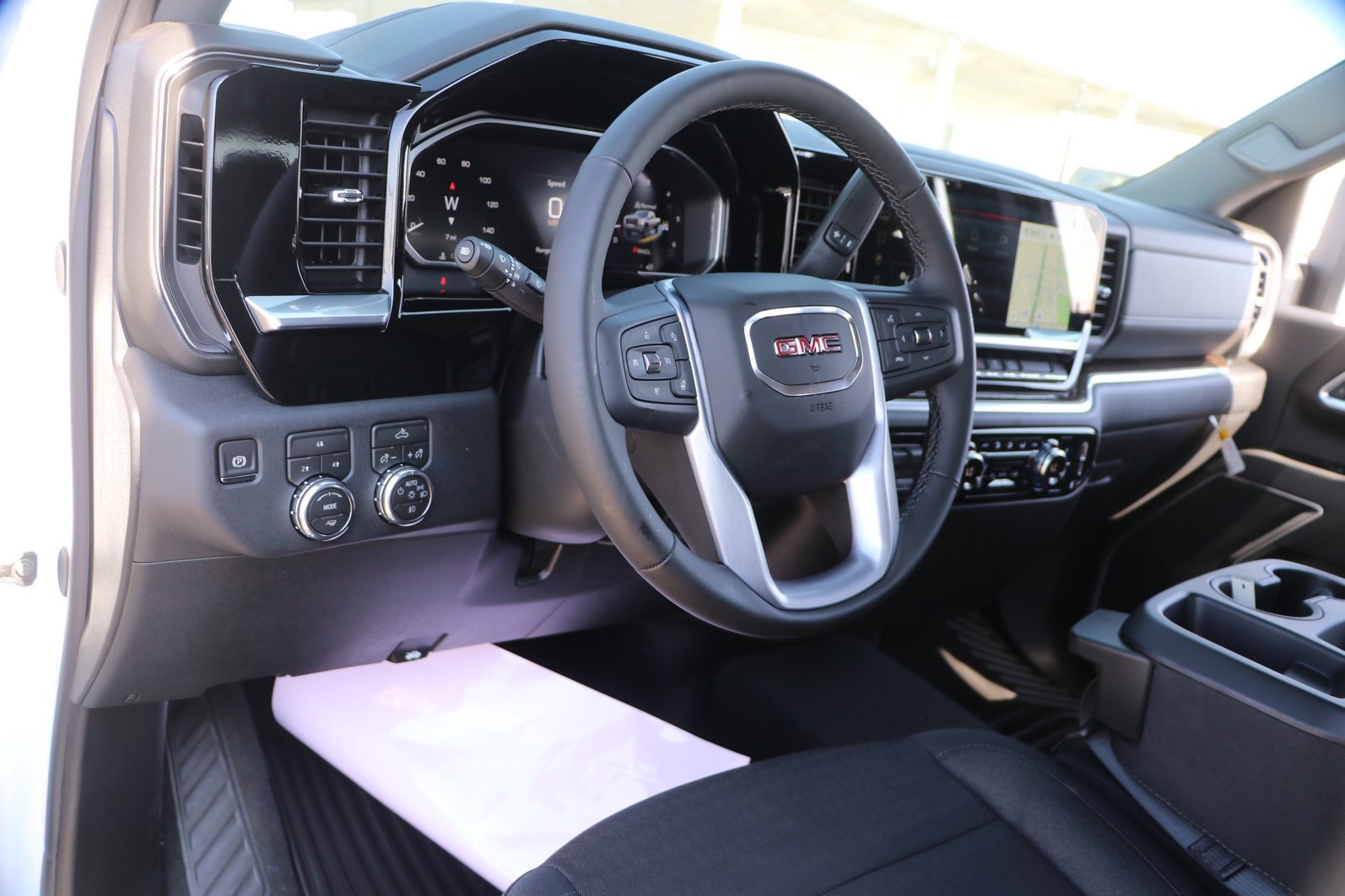 2026 GMC Sierra 2500HD SLE - Photo 17