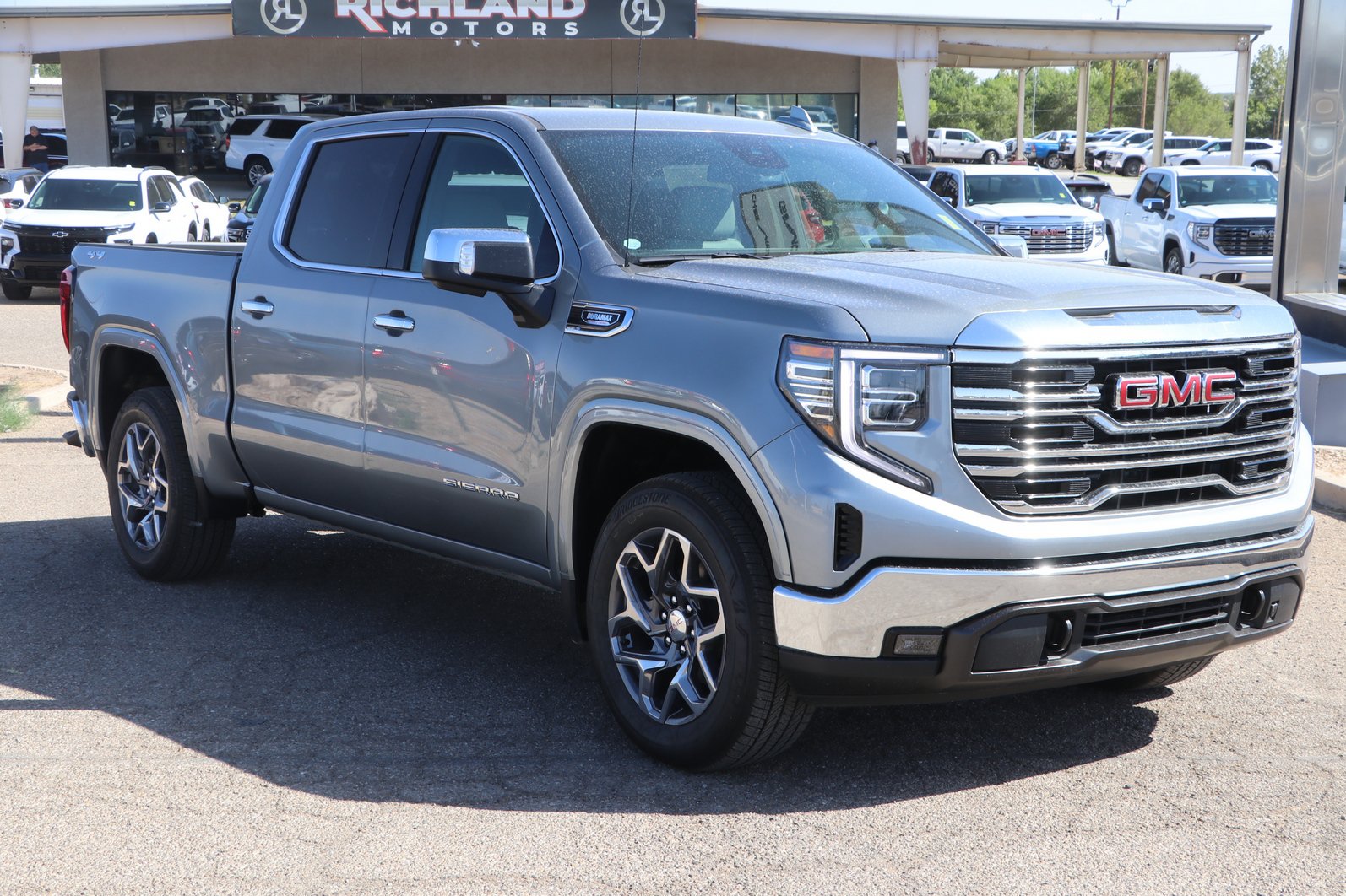 2026 GMC Sierra 1500 SLT - Photo 1