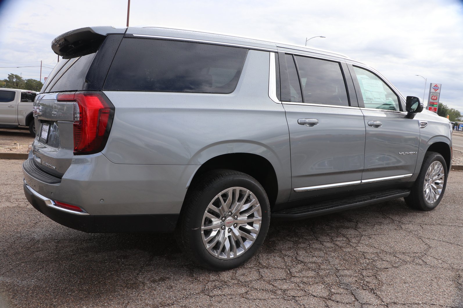 2027 GMC Yukon XL Elevation - Photo 7
