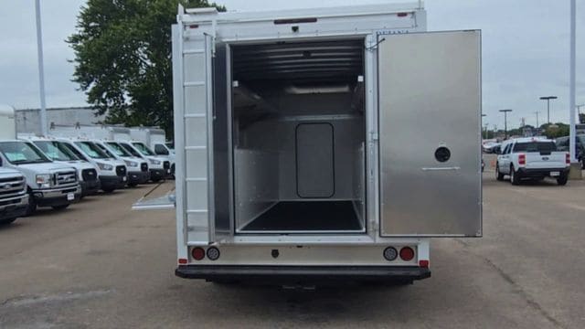 2026 Ford E-Series Cutaway Base - Photo 8