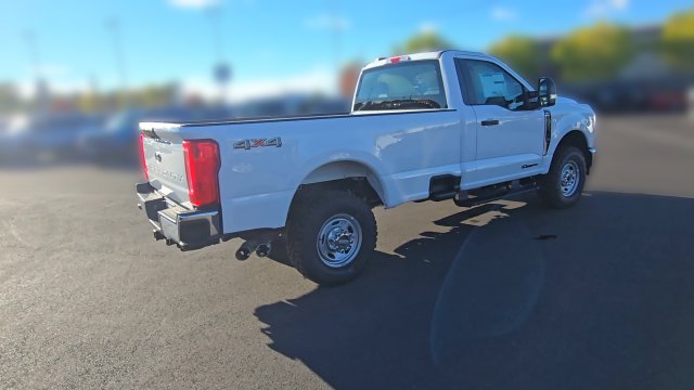 2026 Ford F-350 Super Duty XL - Photo 9