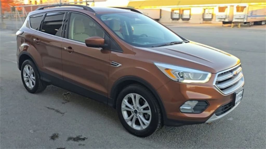 Used 2017 Ford Escape SE SUV