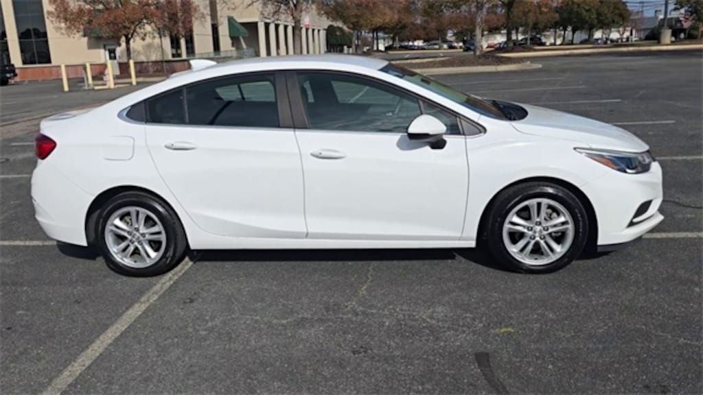 Certified 2018 Chevrolet Cruze LT Sedan
