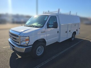2026 Ford E-350 Cutaway Base