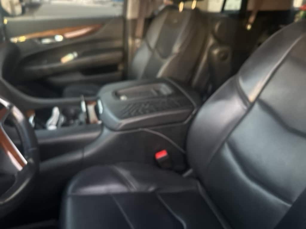 Used 2017 Cadillac Escalade Luxury SUV