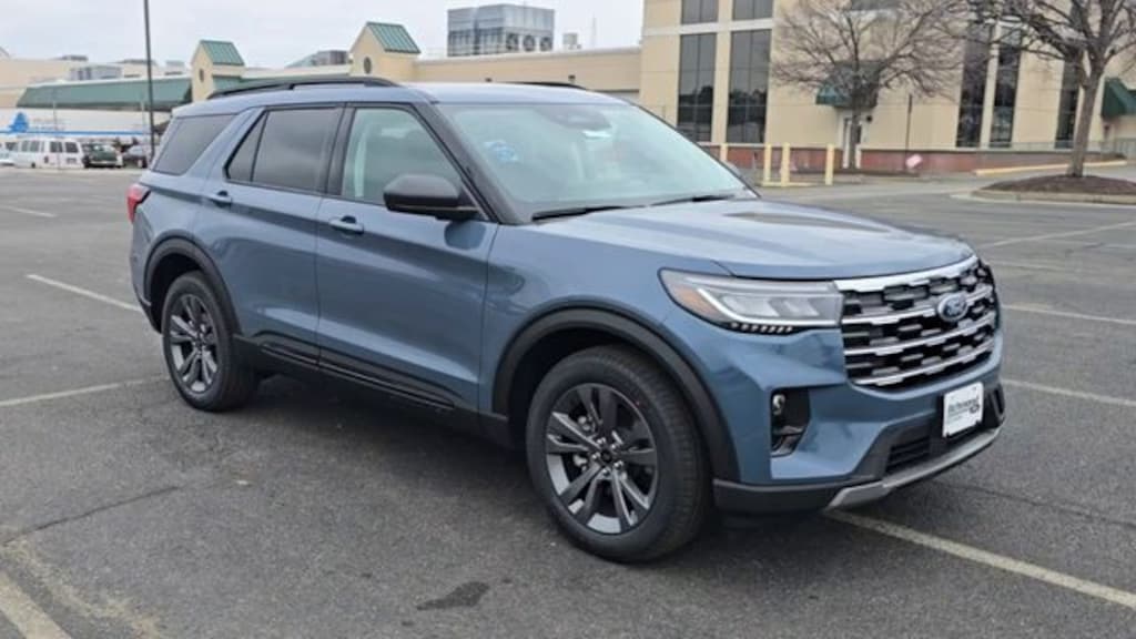 New 2026 Ford Explorer Active Sport Utility