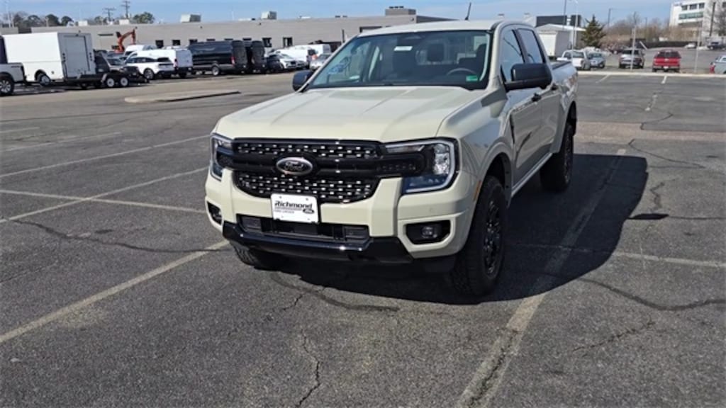 New 2025 Ford Ranger XLT Crew Cab
