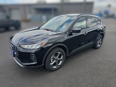 2025 Ford Escape ST-Line Select SUV