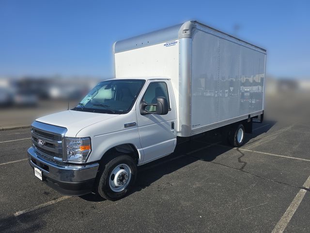 2026 Ford E-Series DRW E-350 Super Duty 176 in WB's photo