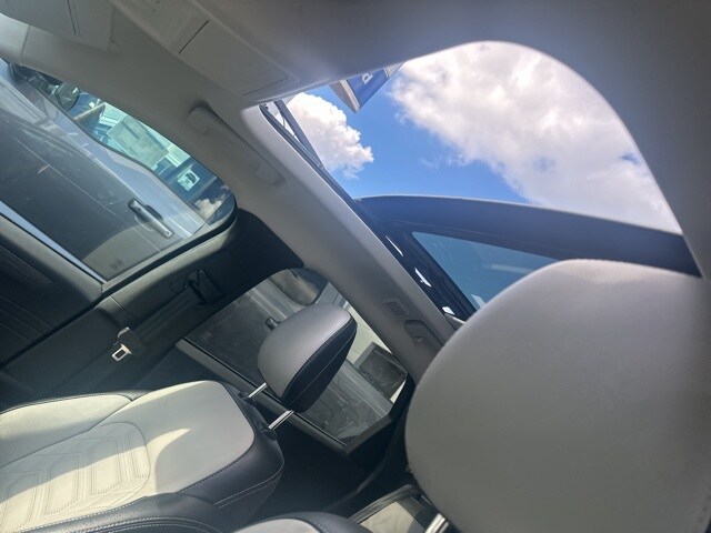2023 Ford Escape Plug-In Hybrid Base photo 4