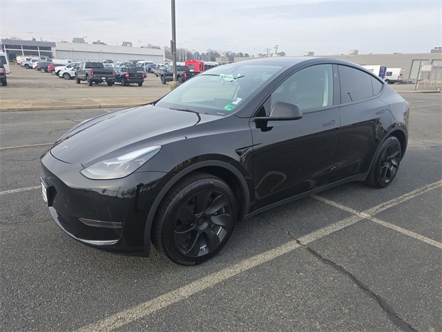 2024 Tesla Model Y Long Range's photo