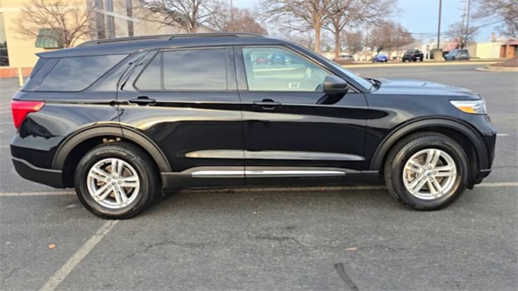 Certified 2022 Ford Explorer XLT SUV