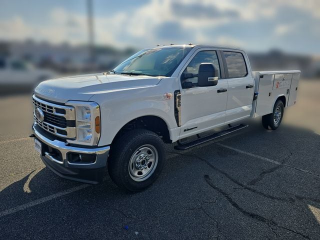 2026 Ford F-350 Chassis Service Body 
