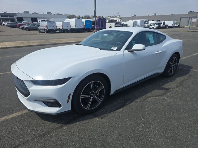 2025 Ford Mustang Coupe 
