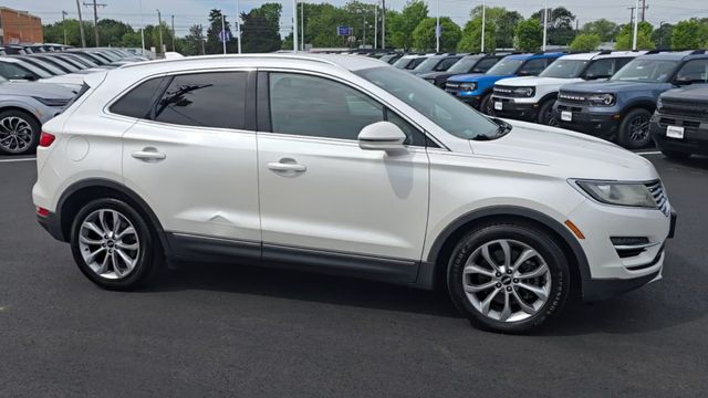 2015 Lincoln MKC Base
