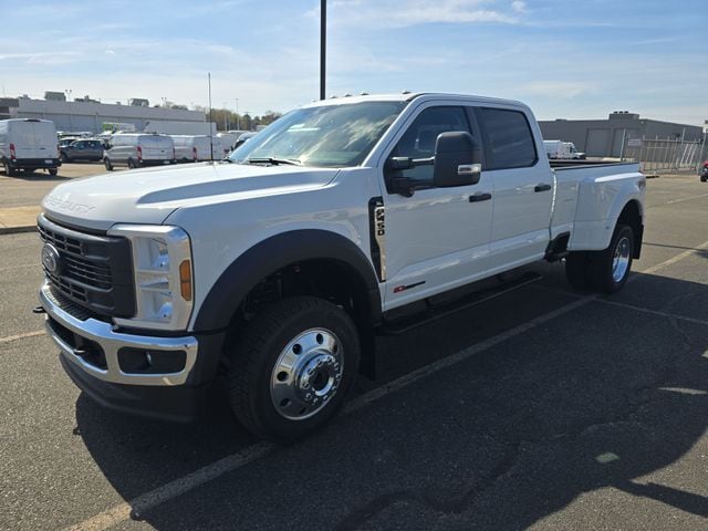 2026 Ford F-450 Crew Cab 