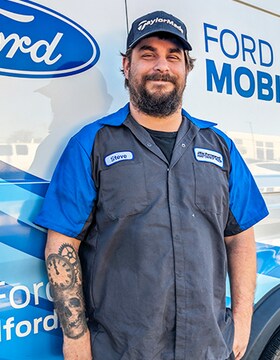 Staff member Steven Hundt from ID_62078abfa402