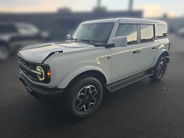 2026 Ford Bronco Outer Banks Sport Utility