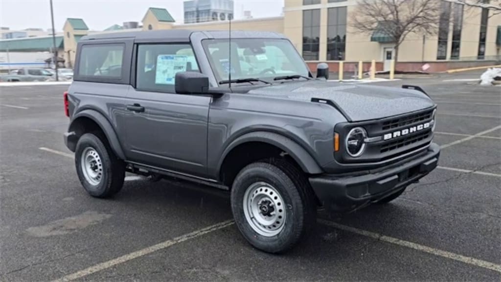 New 2025 Ford Bronco Base Sport Utility