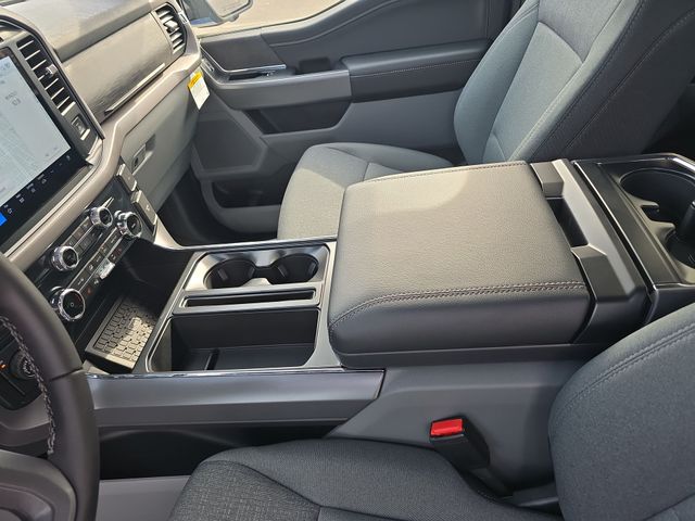 2025 Ford F-150 XLT - Photo 21