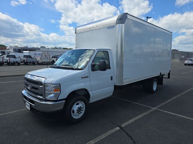 2026 Ford E-Series DRW E-350 Super Duty 176 in WB's photo