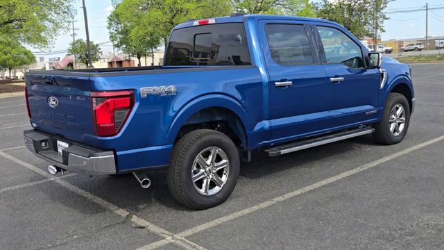 2025 Ford F-150 XLT - Photo 9