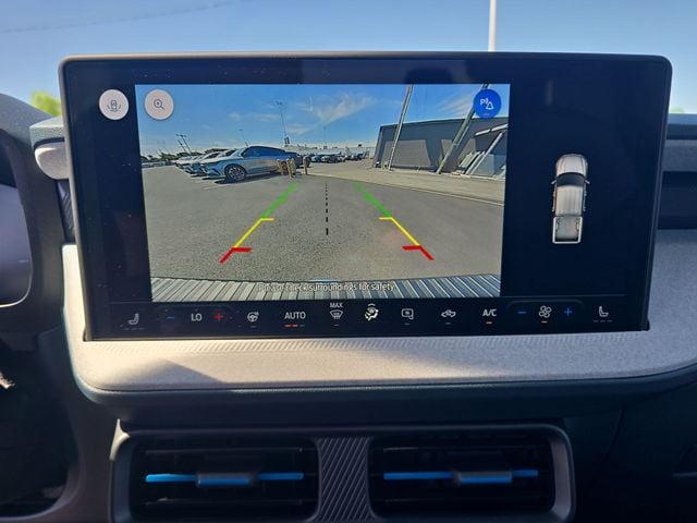 2025 Ford Maverick XLT - Photo 17