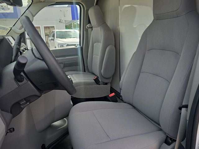2026 Ford E-Series Cutaway Base - Photo 11