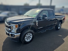 2022 Ford F-350SD XLT Truck