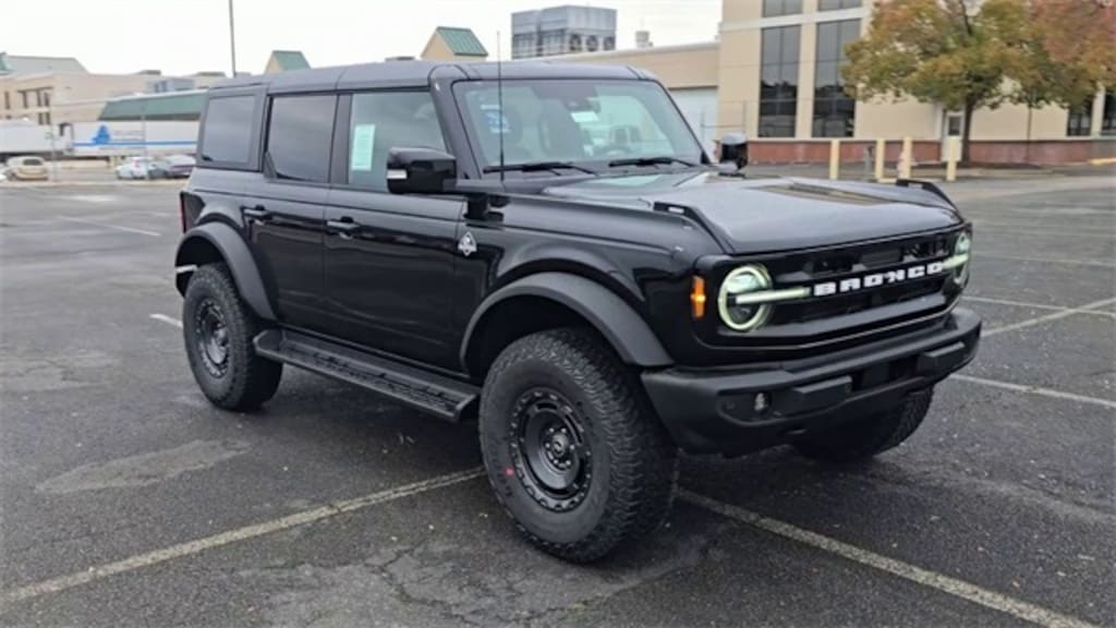 New 2025 Ford Bronco Outer Banks Sport Utility