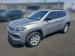 2022 Jeep Compass Latitude Lux SUV
