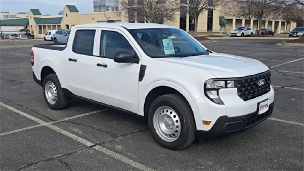 New 2025 Ford Maverick XL Crew Cab