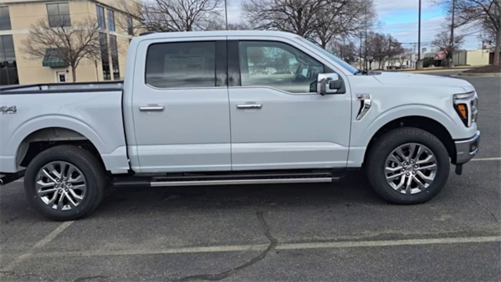 New 2025 Ford F-150 Lariat SuperCrew