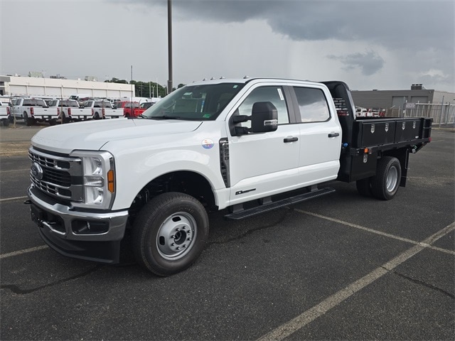 2025 Ford F-350 Chassis 10ft Concrete Body