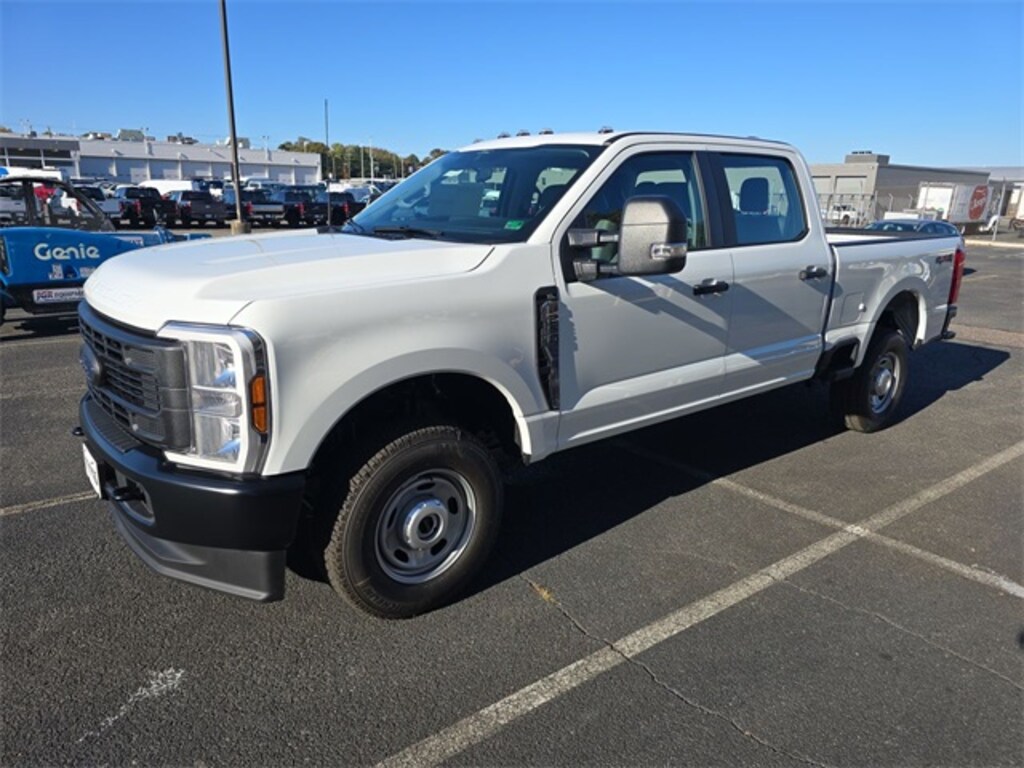 New 2025 Ford F-250 XL Crew Cab