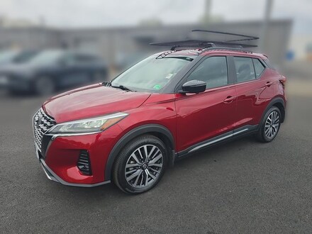2021 Nissan Kicks SR SUV