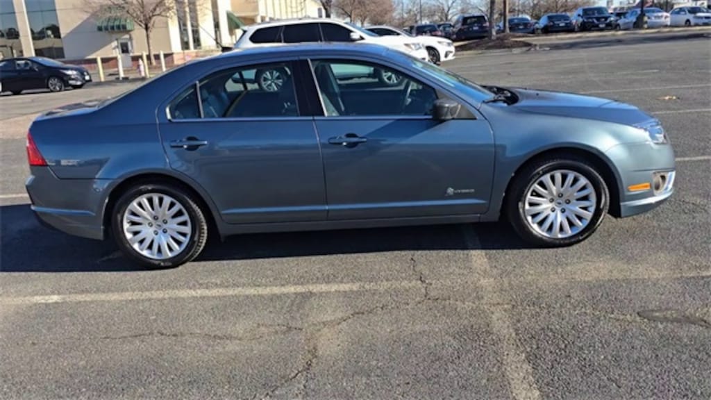 Used 2011 Ford Fusion Hybrid Base Sedan