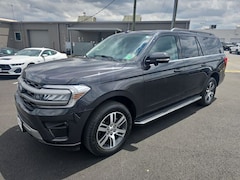 2023 Ford Expedition Max XLT SUV