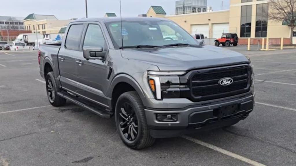 New 2025 Ford F-150 Lariat SuperCrew