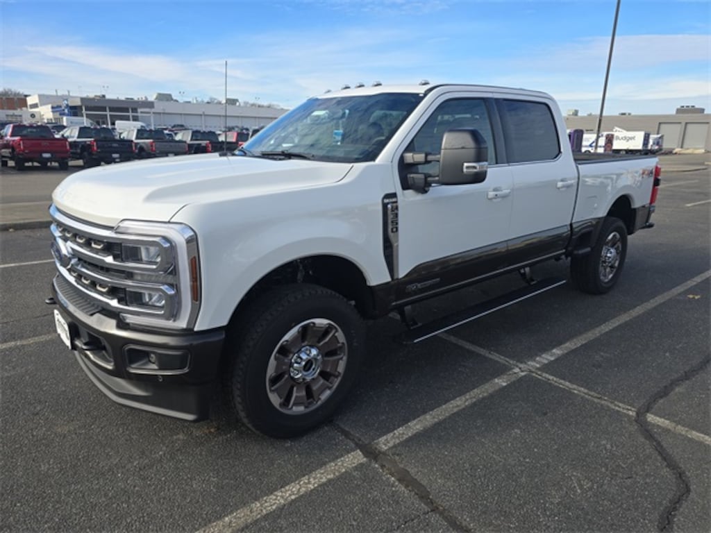 New 2025 Ford F-350 King Ranch Crew Cab