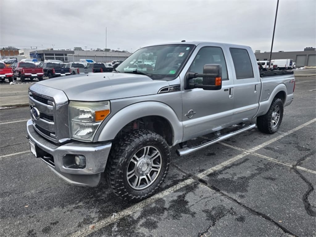 Used 2011 Ford F-250SD Lariat Truck