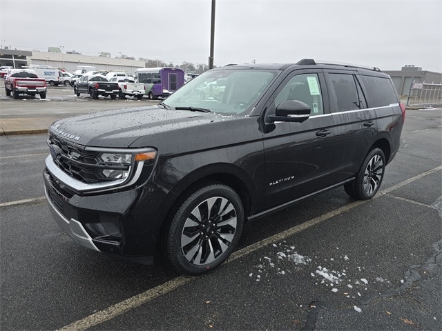 2025 Ford Expedition Platinum's photo