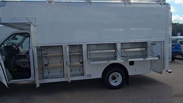 2026 Ford E-Series Cutaway Base - Photo 6