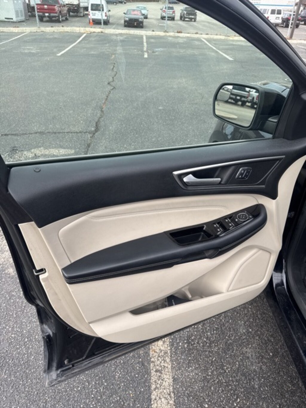 Used 2016 Ford Edge Titanium SUV