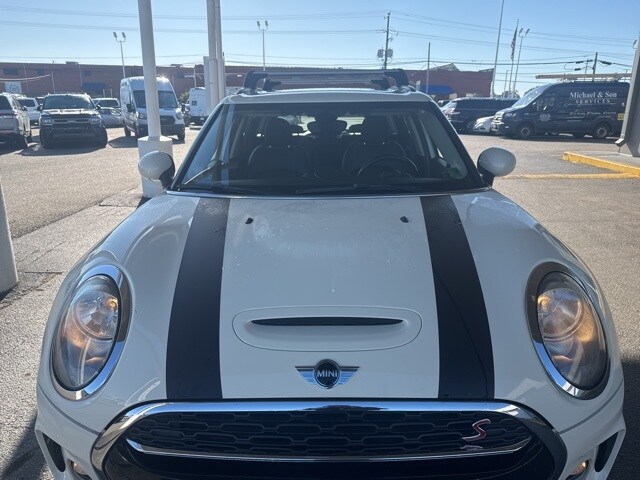 2017 Mini Cooper Base S ALL4 photo 2