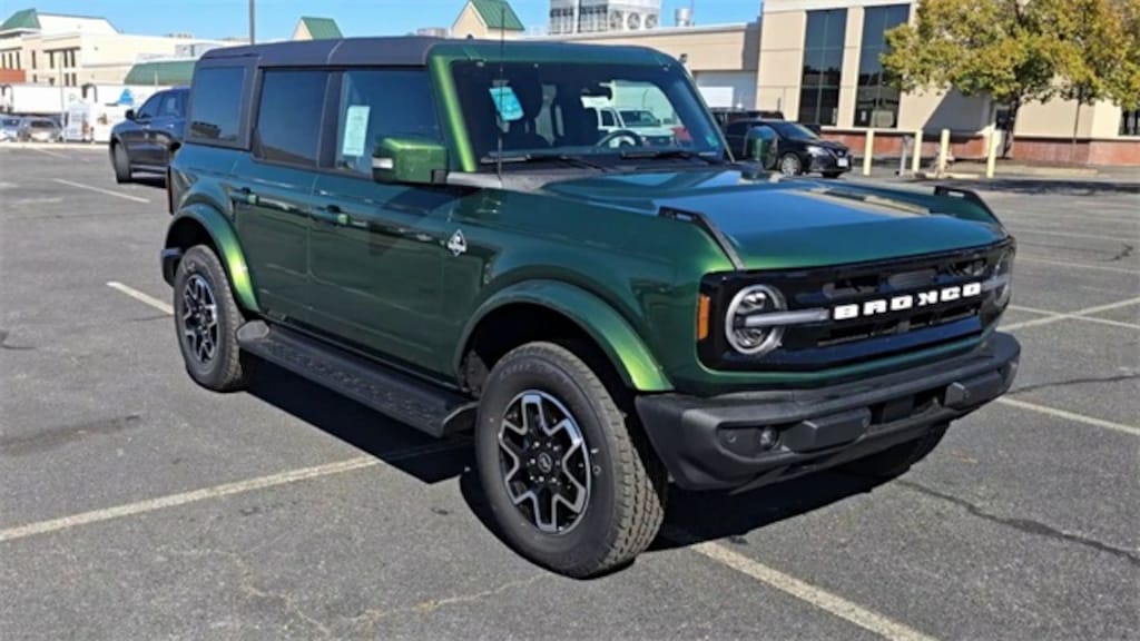 New 2025 Ford Bronco Outer Banks Sport Utility