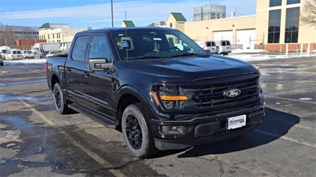 New 2025 Ford F-150 XLT SuperCrew