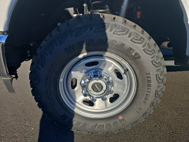 2026 Ford F-350 Super Duty XL - Photo 10